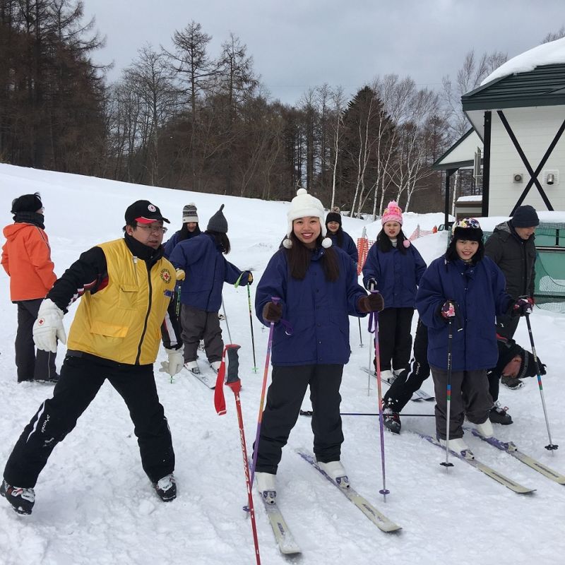 Lớp học trượt tuyết